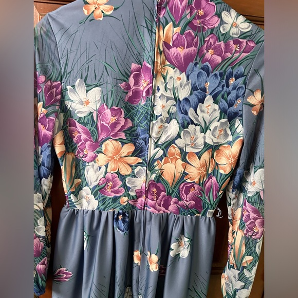 BOSTON MAID VTG 80s Pretty floral dress w/semi sheer sleeves. Size 10 - Picture 8 of 11